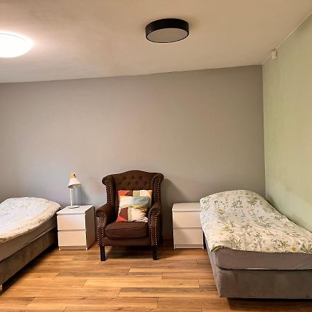 Green Albatros 48M With Bathroom Warsawa Bagian luar foto