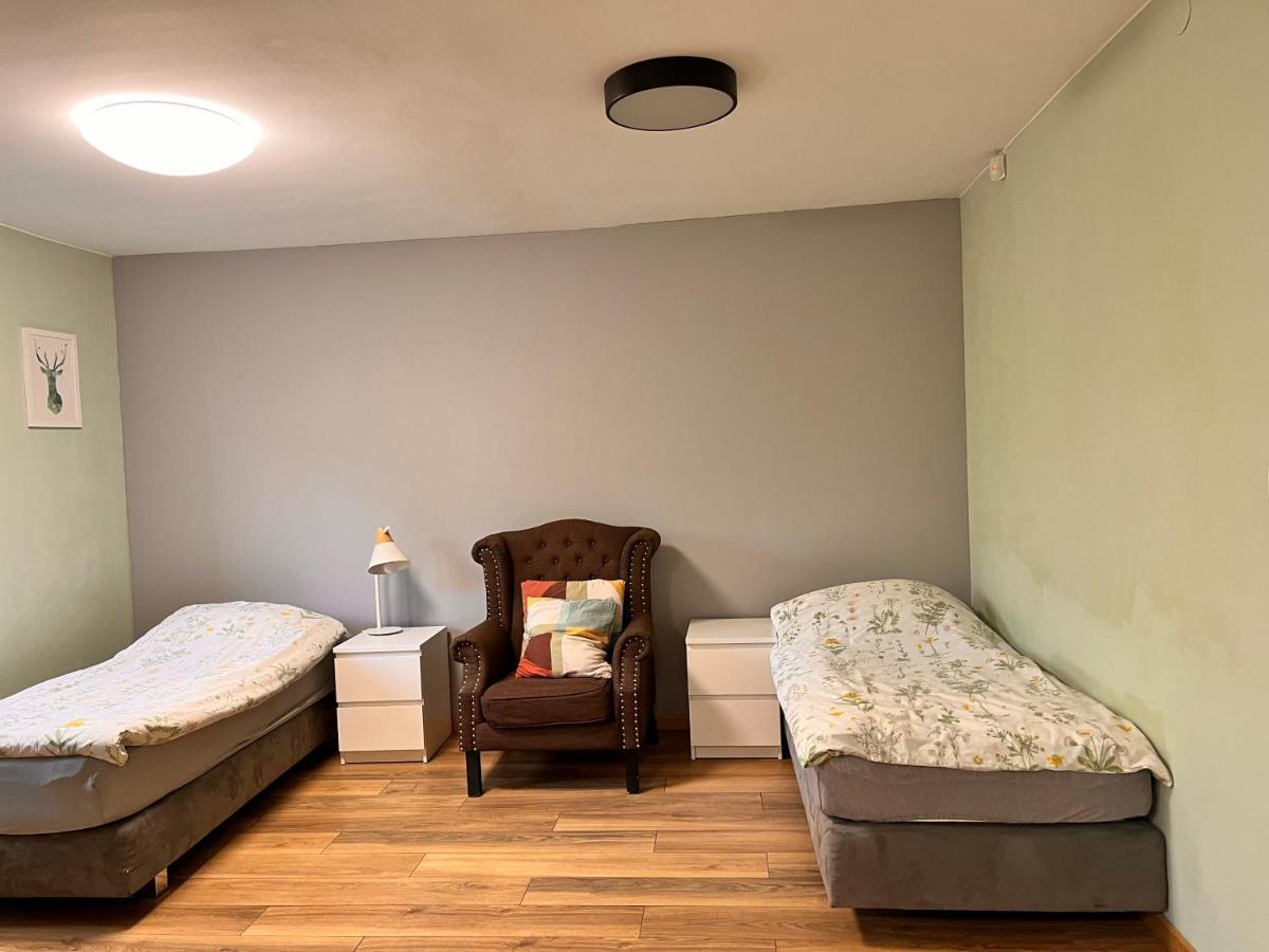 Green Albatros 48M With Bathroom Warsawa Bagian luar foto