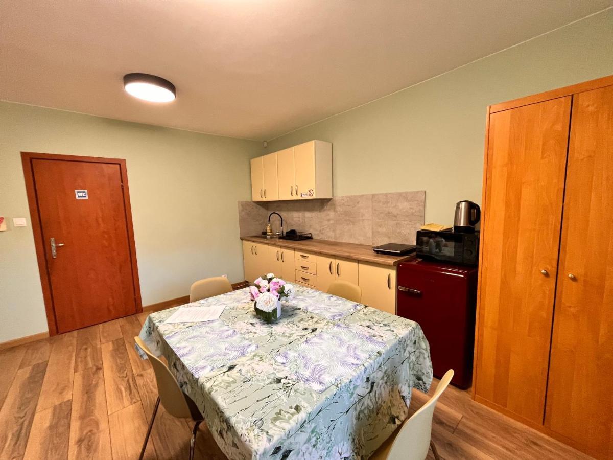 Green Albatros 48M With Bathroom Warsawa Bagian luar foto