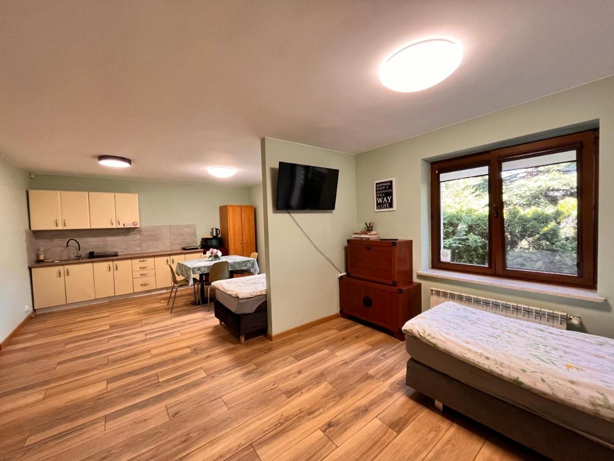 Green Albatros 48M With Bathroom Warsawa Bagian luar foto