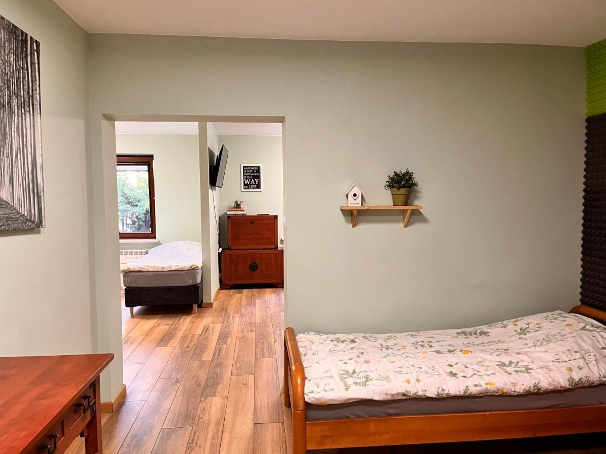 Green Albatros 48M With Bathroom Warsawa Bagian luar foto